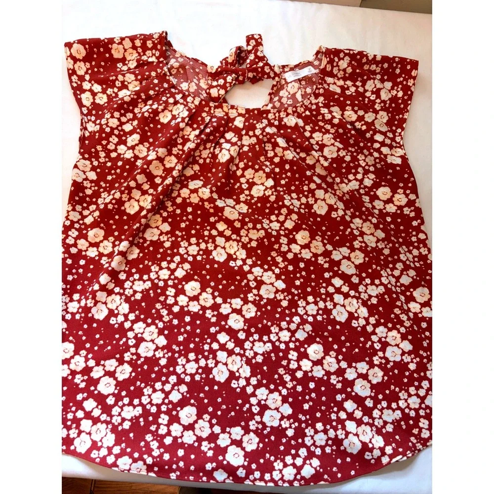 LC Lauren Conrad Floral 2 Piece Set Burgundy‎ Red Top and Skirt Med Large Ditsy